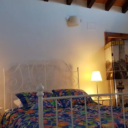 De Lujo Av. Barber *